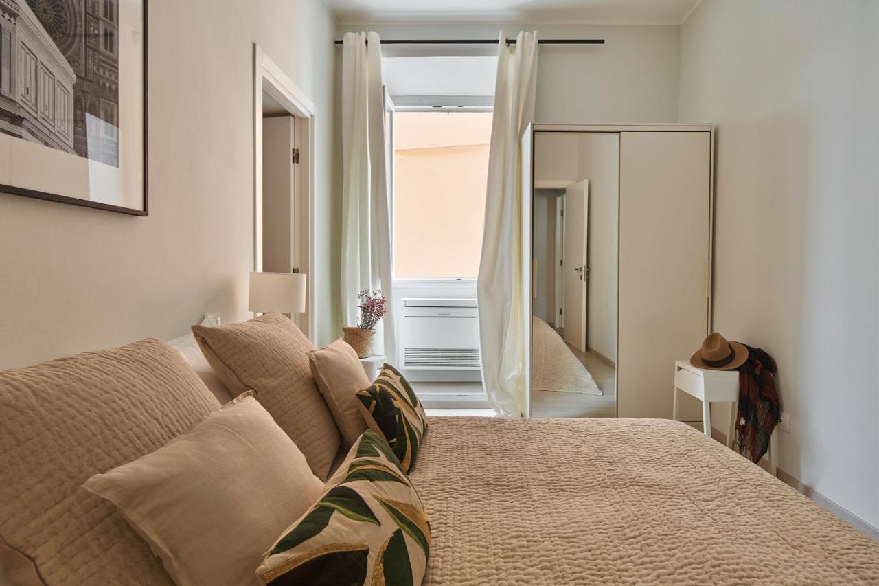 3 Master Bedrooms With Balcony On The River With Views フィレンツェ エクステリア 写真