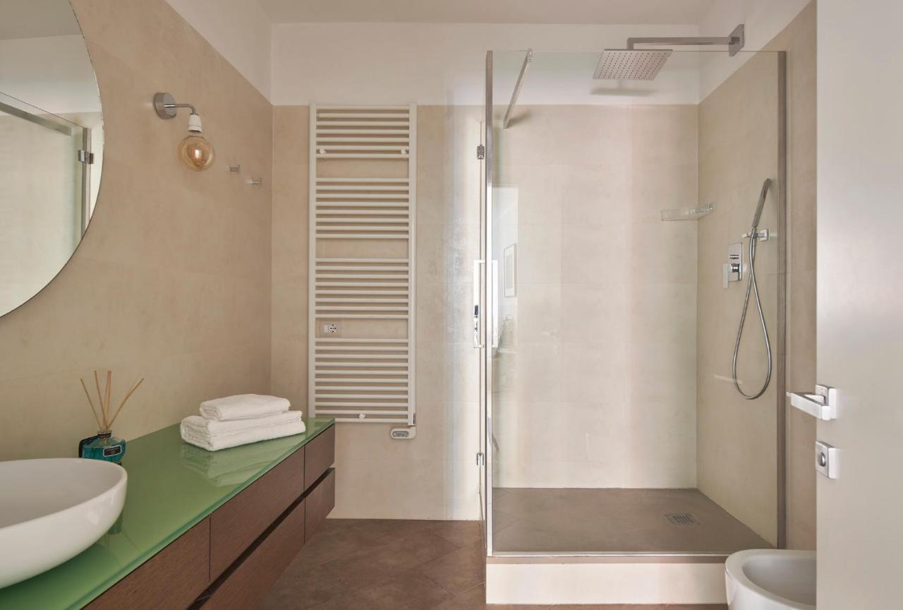 3 Master Bedrooms With Balcony On The River With Views フィレンツェ エクステリア 写真