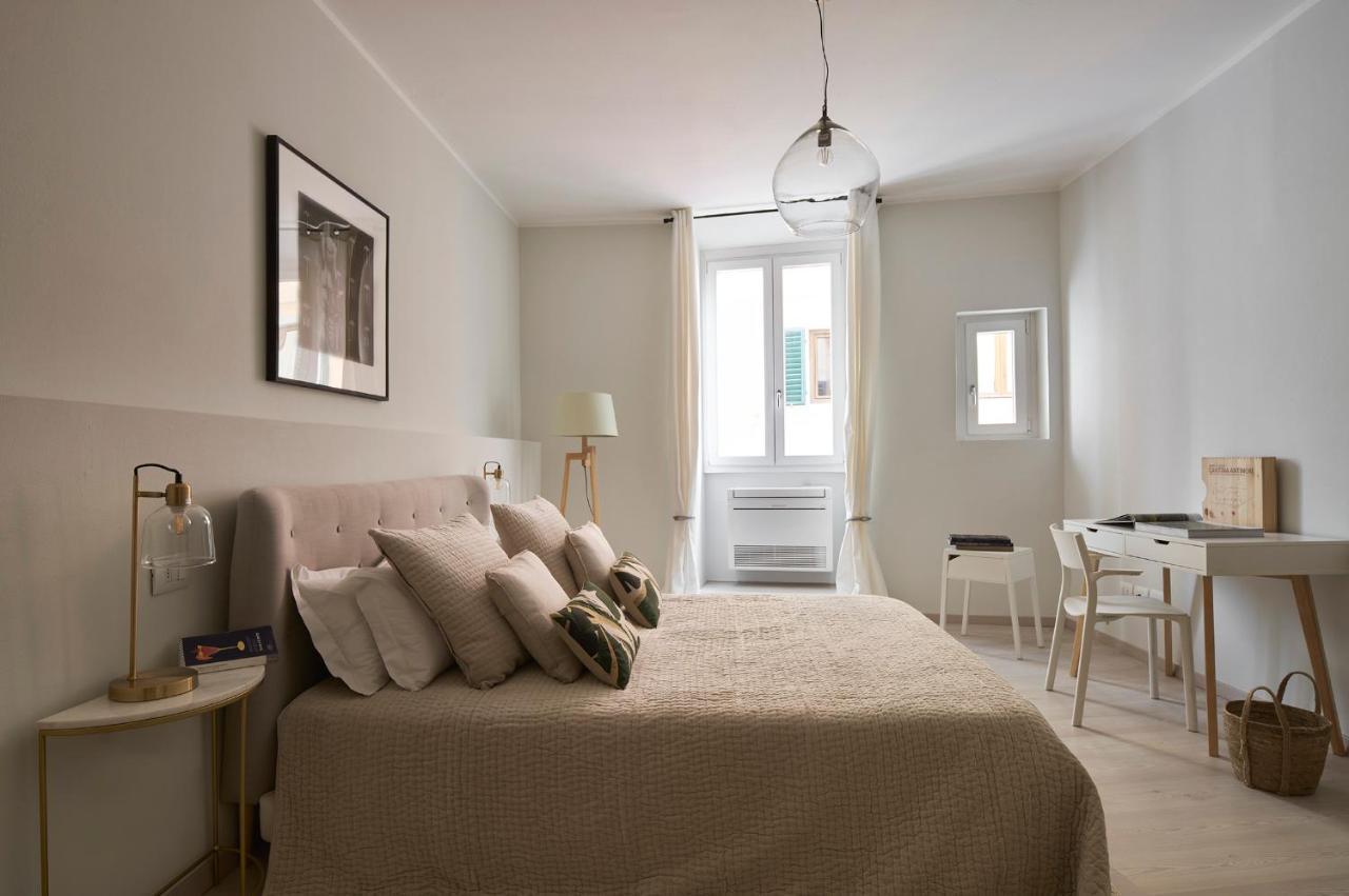 3 Master Bedrooms With Balcony On The River With Views フィレンツェ エクステリア 写真